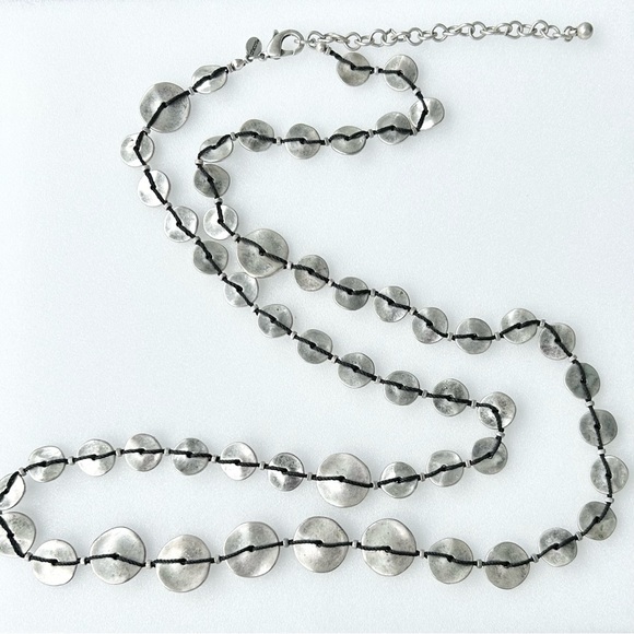 Vintage CHICO’S Graduated Silver Disc Long Necklace 40” on Cord - Picture 7 of 7